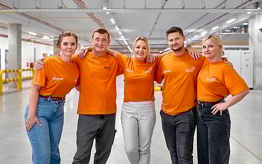 pracownicy z Mondi Warszawa